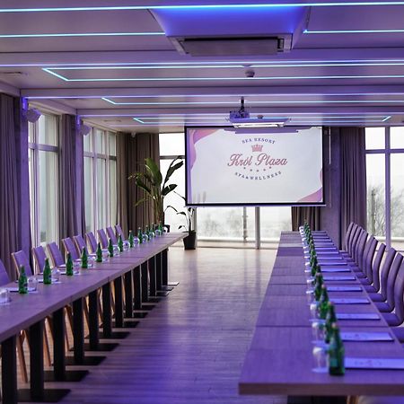 Resort Krol Plaza Spa & Wellness Jarosławiec Dış mekan fotoğraf