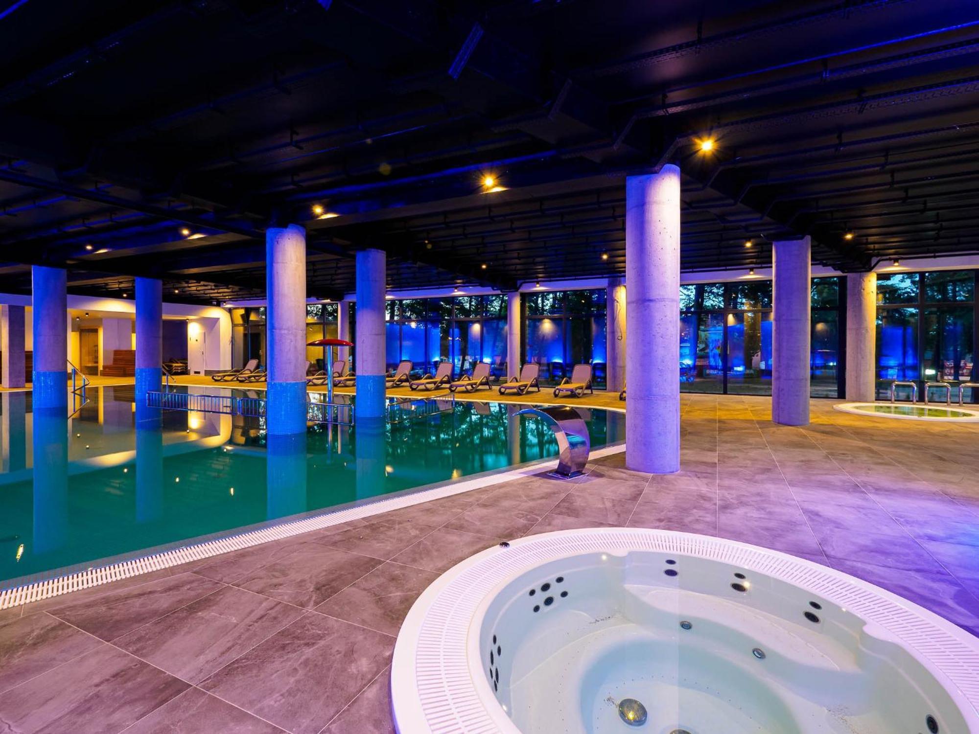 Resort Krol Plaza Spa & Wellness Jarosławiec Dış mekan fotoğraf